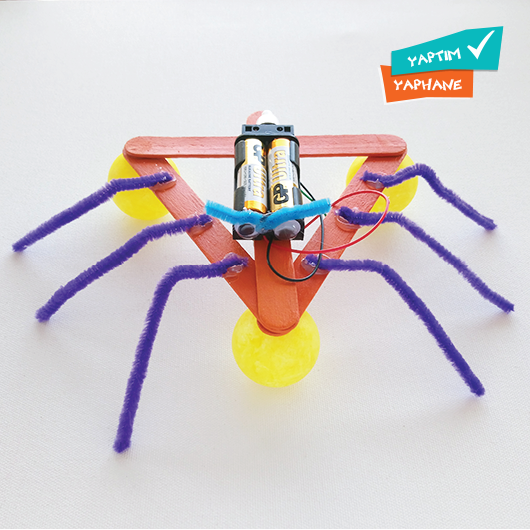 Sevimli Robotik Örümcek